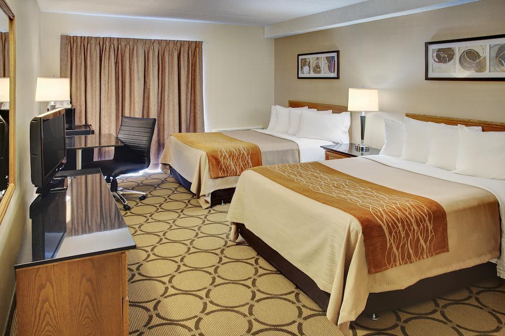 Comfort Inn Пемброк Экстерьер фото
