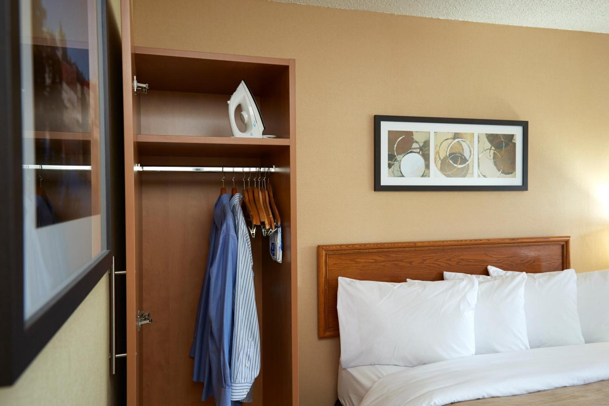 Comfort Inn Пемброк Номер фото